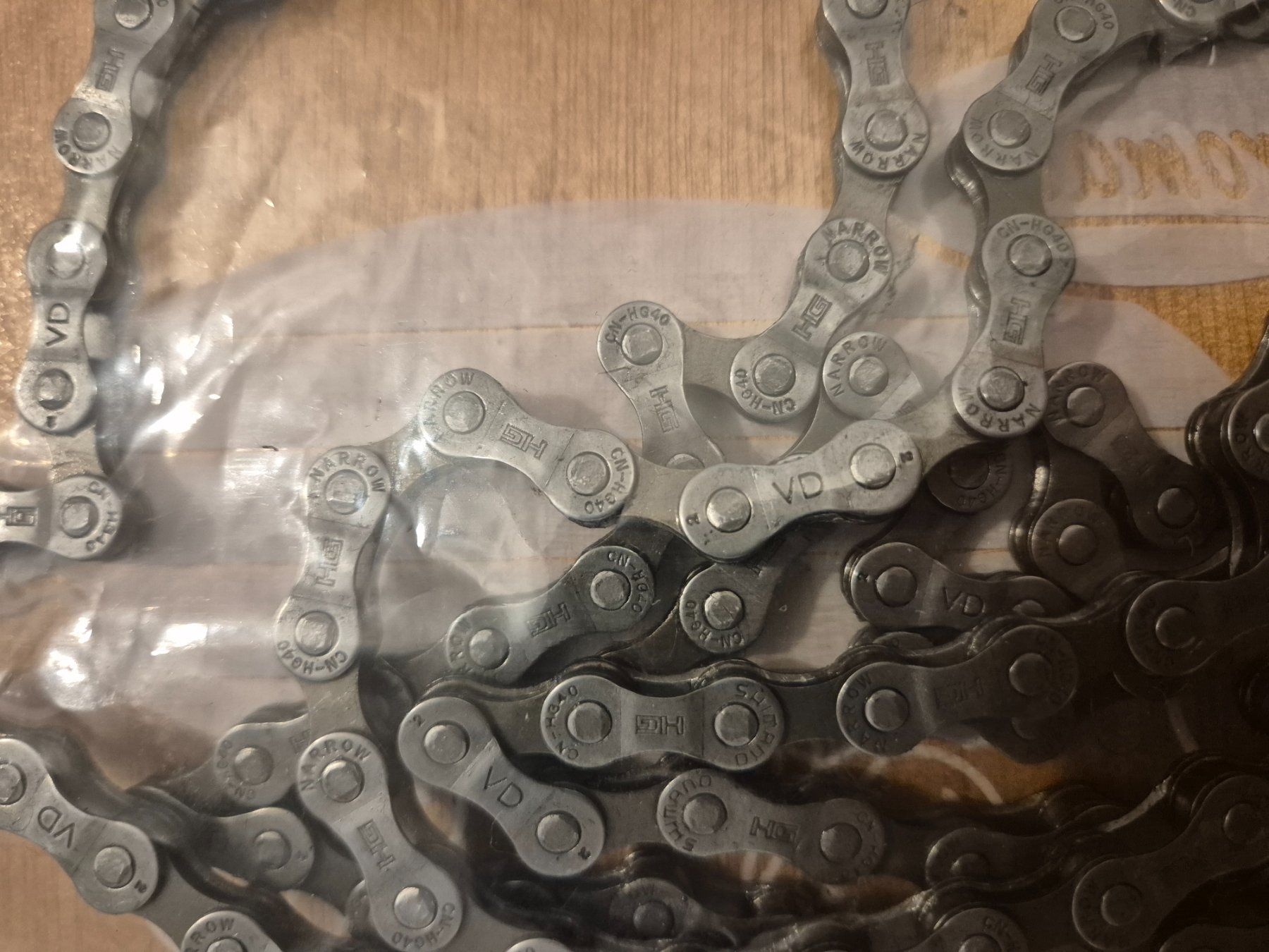 Shimano Pezzi di ricambio: Chêne Shimano CN-HG40 – Nuovo (secondo la descrizione) da Aigle venduto da Elia_F. 1