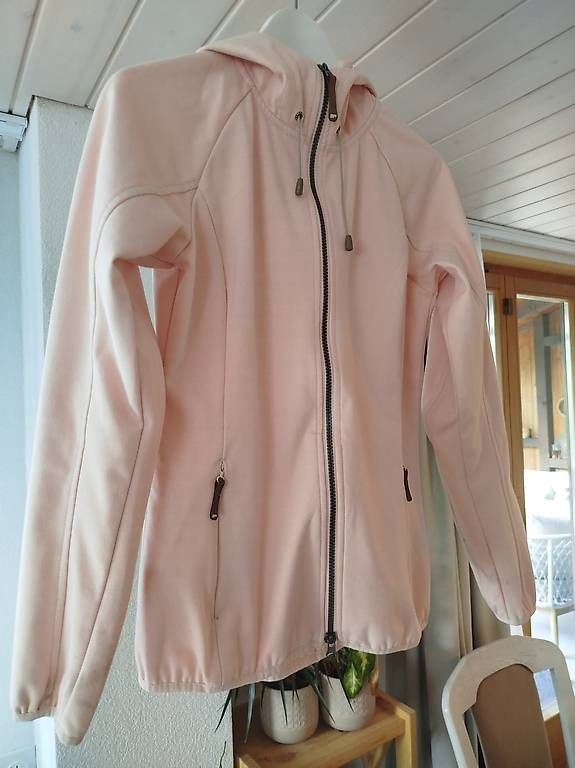 Giacche: Softshelljacke leicht  – Usato da Reichenbach im Kandertal venduto da sch_gzp5 1