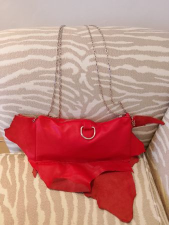 Rote Leder Handtasche mit Kette Unikat Neu