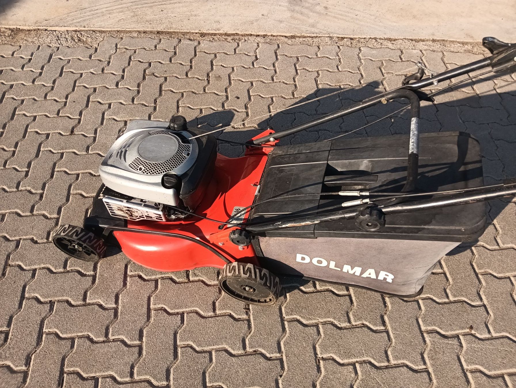 Dolmar Tondeuses à gazon: Rasenmäher Dolmar – Défectueux à Kloten par Befe12 1