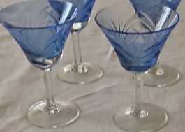 4er Set elegante Vintage Cocktailgläser, hellblaues Glas