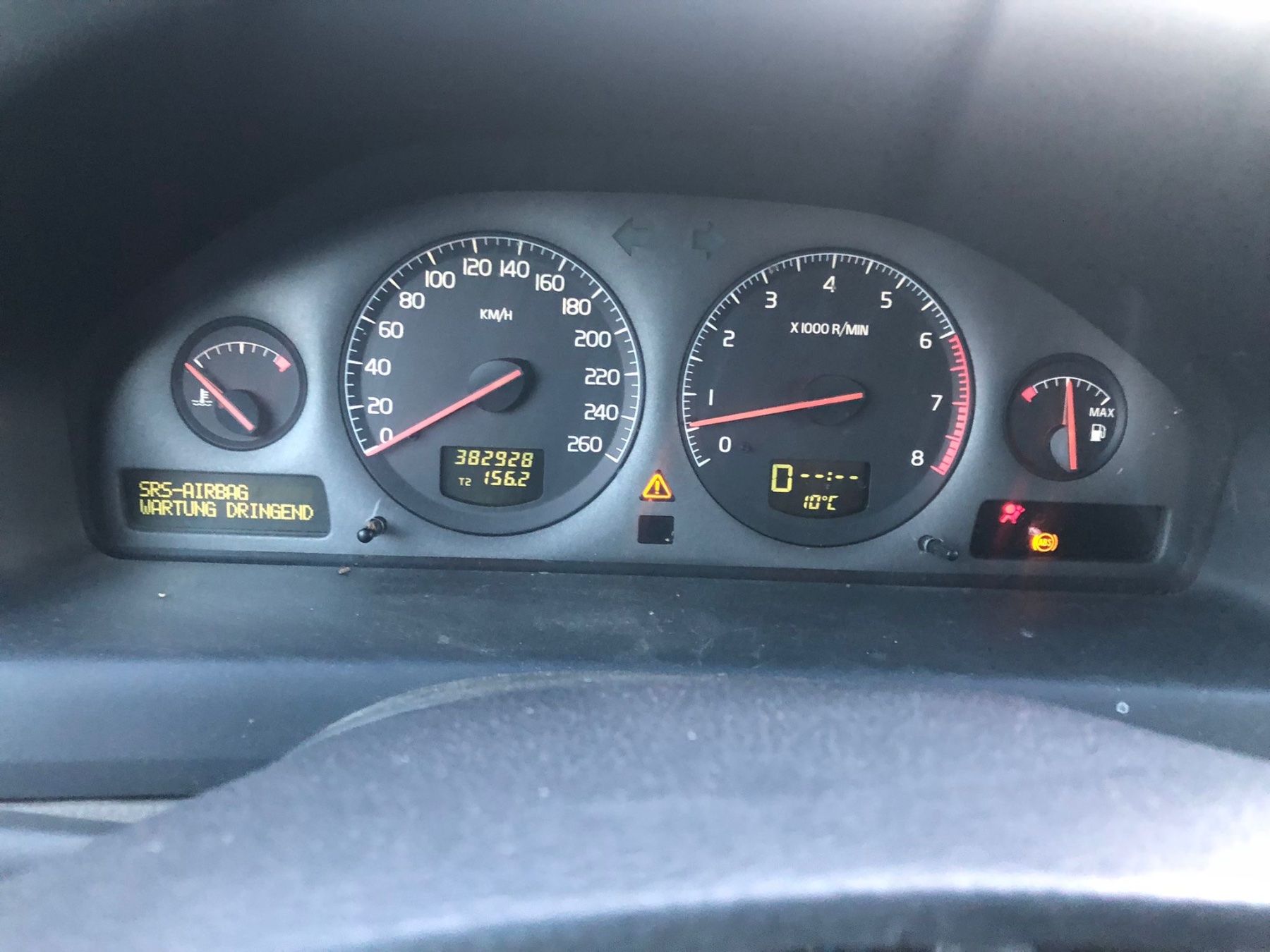 Volvo Automobili: Volvo V70 XC 2.4 T AWD – Difettoso da Horgen venduto da Mr.Murphy 5