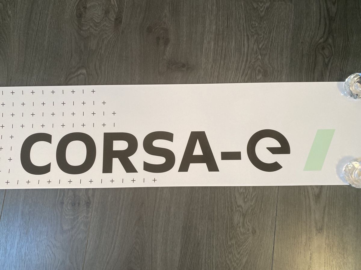 Sticker: Aufkleber - Beschriftung zu Opel Corsa e – Nuovo (secondo la descrizione) da Hägglingen venduto da Karin0802 1