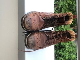 Burgundy Clarks service boots
