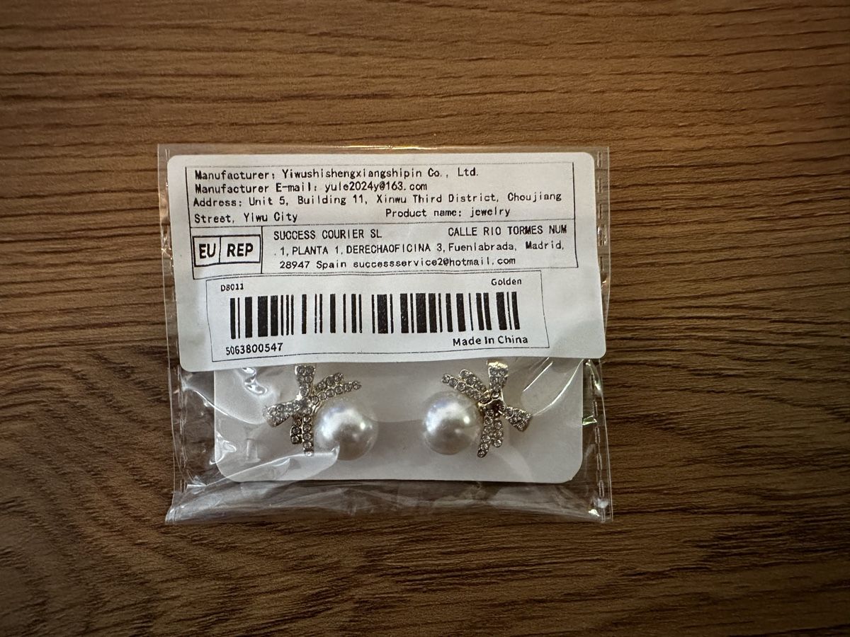 Ohrringe & -stecker: Elegante Perlenohrringe mit Strass-Schleife – Neu und originalverpackt aus Siebnen von luana_cataleya 3