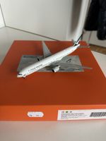 Boeing 777-300 Cathay Pacific 1:400 Jc Wings