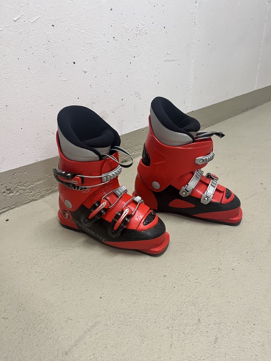 Rossignol Scarpe per ragazzi: Rossignol Skischuhe, Rot/Schwarz, ca. 34 – Usato da Frauenfeld venduto da dgsgmghg