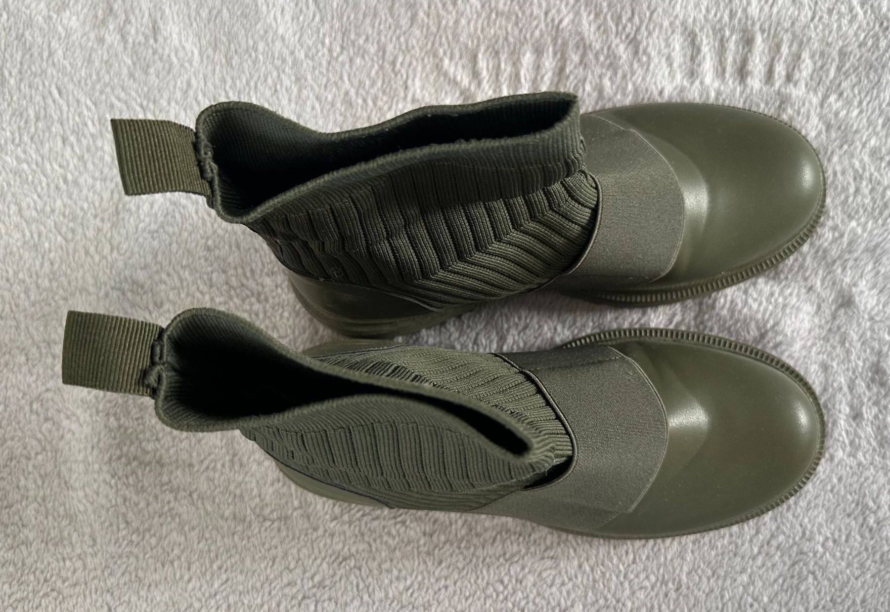 Damenschuhe: Stiefeletten, Olivgrün – Gebraucht aus Niederglatt ZH von Polobunny 2