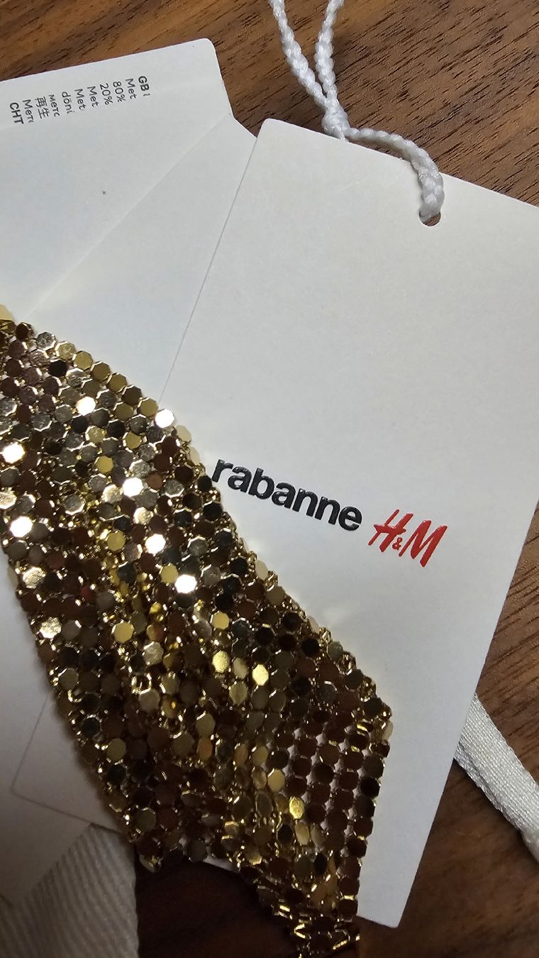 Orecchini pendenti & Orecchini a lobo: RABANNE x H&M Ohrring  Neu – Nuovo e nell'imballaggio originale da Zürich venduto da ZH-Vintage 1