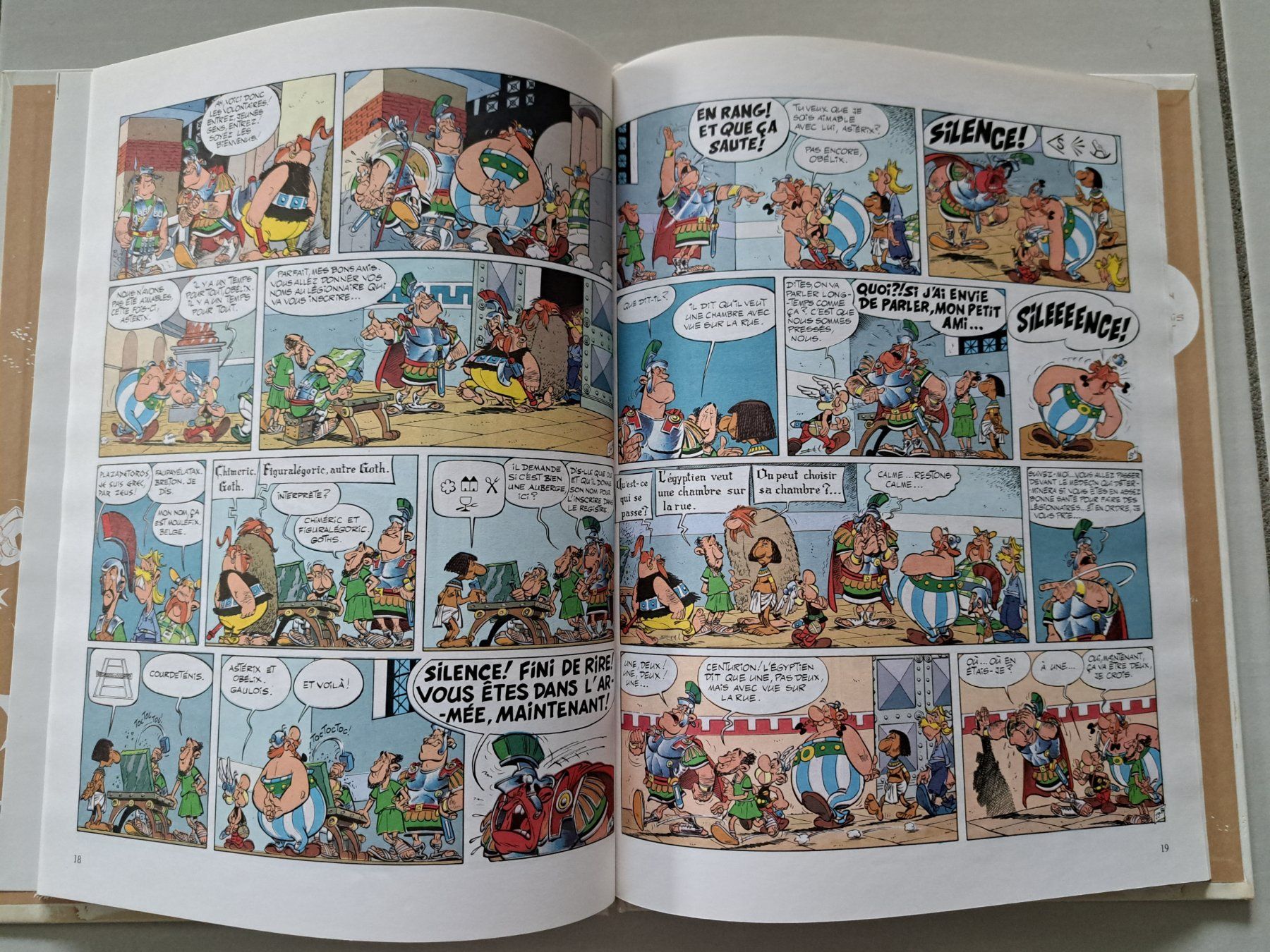 Fumetti: BD Astérix Légionnaire – Nuovo (secondo la descrizione) da Sierre venduto da sabr11 3
