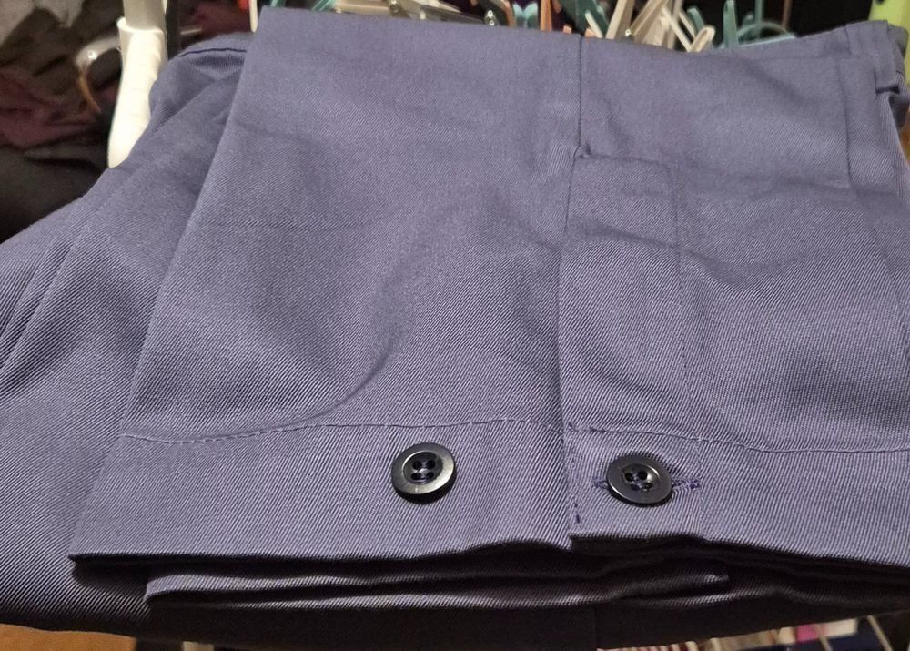 Pantaloni: Neu Arbeitshose, Gr. 38, 50% Baumwolle/Cotton – Nuovo e nell'imballaggio originale da Liebefeld venduto da DekoBrokland 3