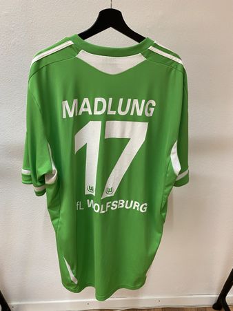 Original 2011-12 VfL Wolfsburg Trikot Madlung #17
