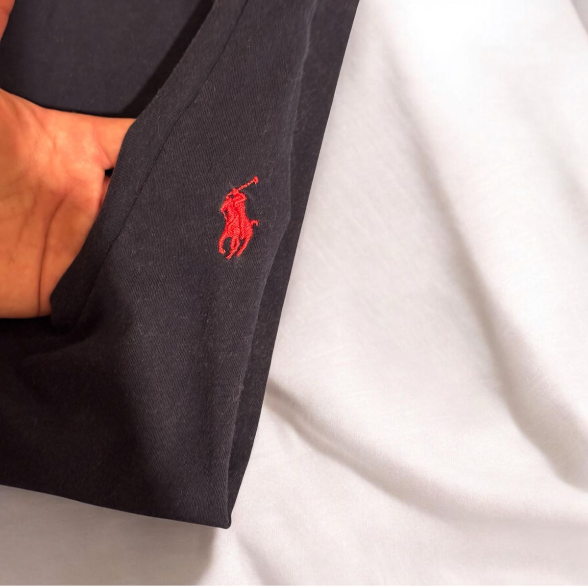 Ralph Lauren T-shirt: T-shirt Ralph Lauren – Nuovo (secondo la descrizione) da Châtel-St-Denis venduto da Montclair_Swiss 2