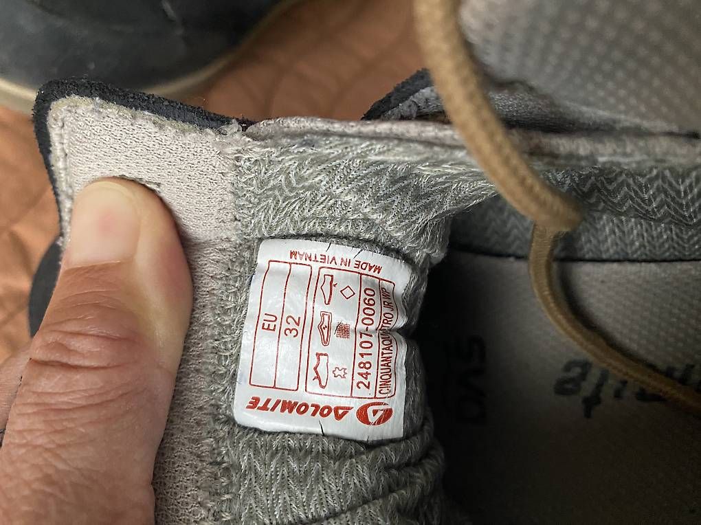 Scarpe per ragazzi: Halbhoher Wanderschuh, Outdoor-Schuh  – Usato da Jona venduto da ire_y2yh 3