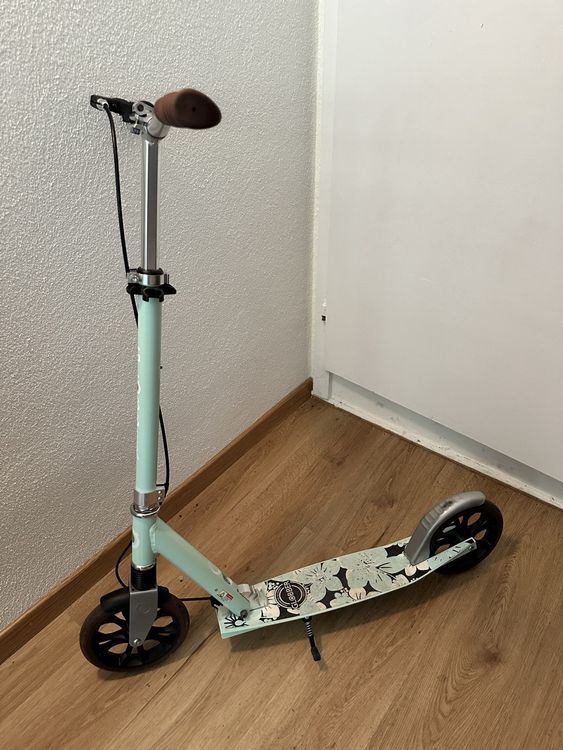 Globber Trottinette NL 205 Deluxe – Grandes Roues 205 Mm, Pliable, Guidon Réglable 98-108 Cm, Suspension Avant, Frein Au Guidon – Enfant 8 Ans+ Et Adulte