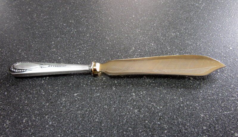 WMF Küchenmesser: Käsemesser WMF versilbert, gepunzt – Gebraucht aus Bischofszell von raika 6