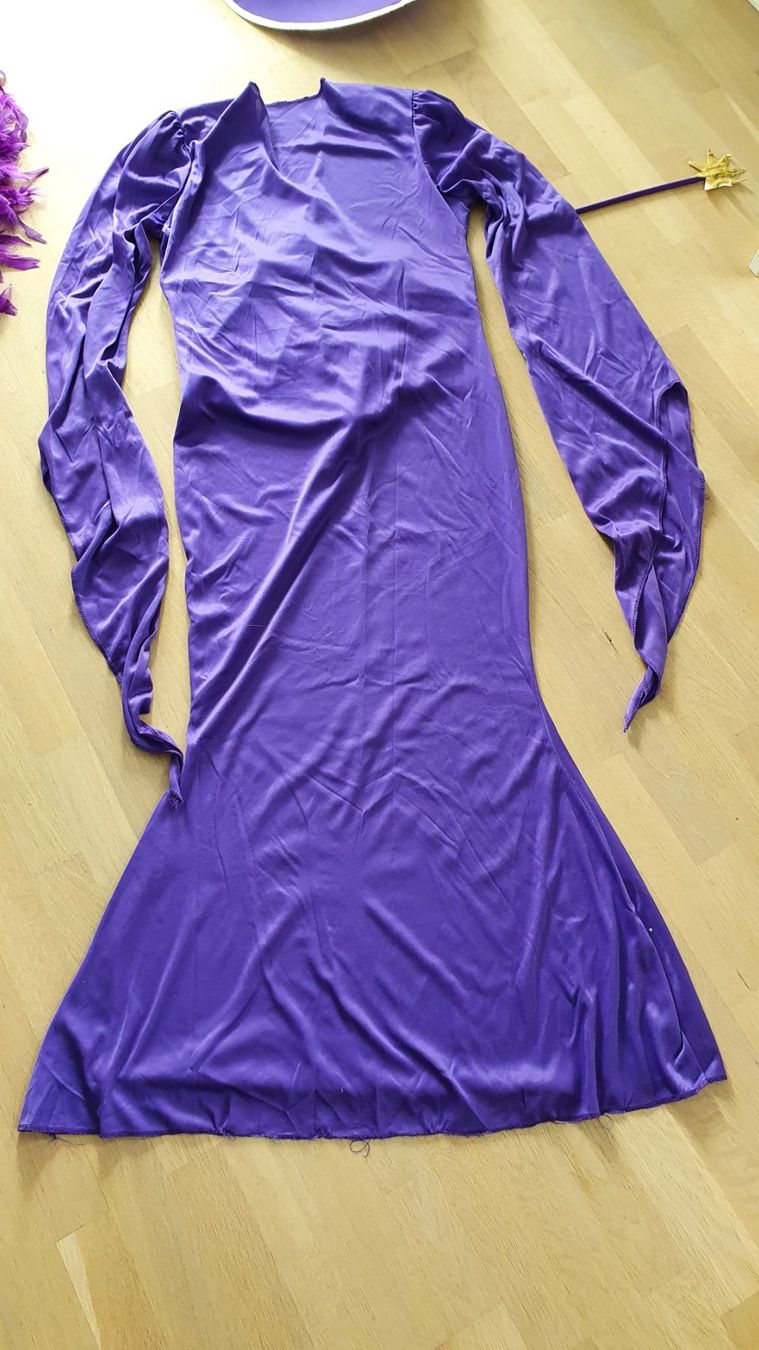 Costumi: Hexenkostüm Gr.38/40 – Usato da Schaffhausen venduto da Madison74 5