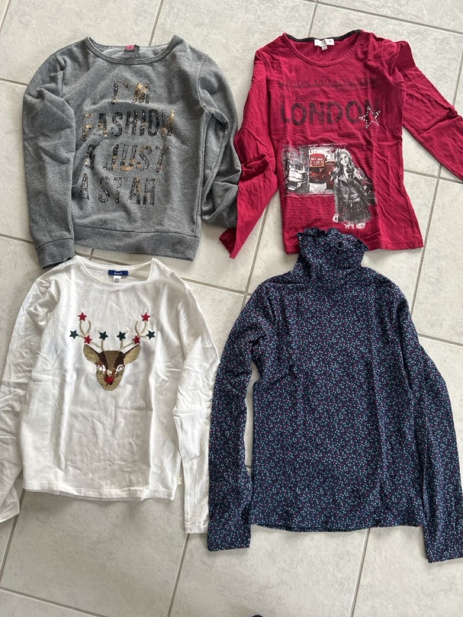 Pulls et sweat-shirts: Sweatshirt Gr 152 – D'occasion à Lostorf par Venice16