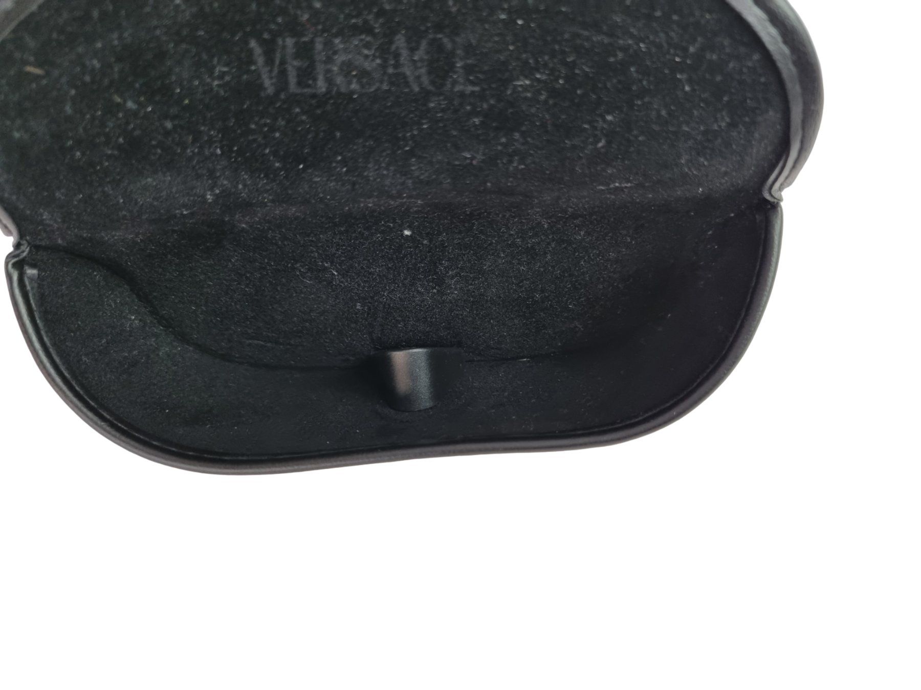 Versace Sonstige Kleidung & Accessoires: VERSACE Brillenetui – Gebraucht aus Wangen b. Olten von Restwert_Wangen 2