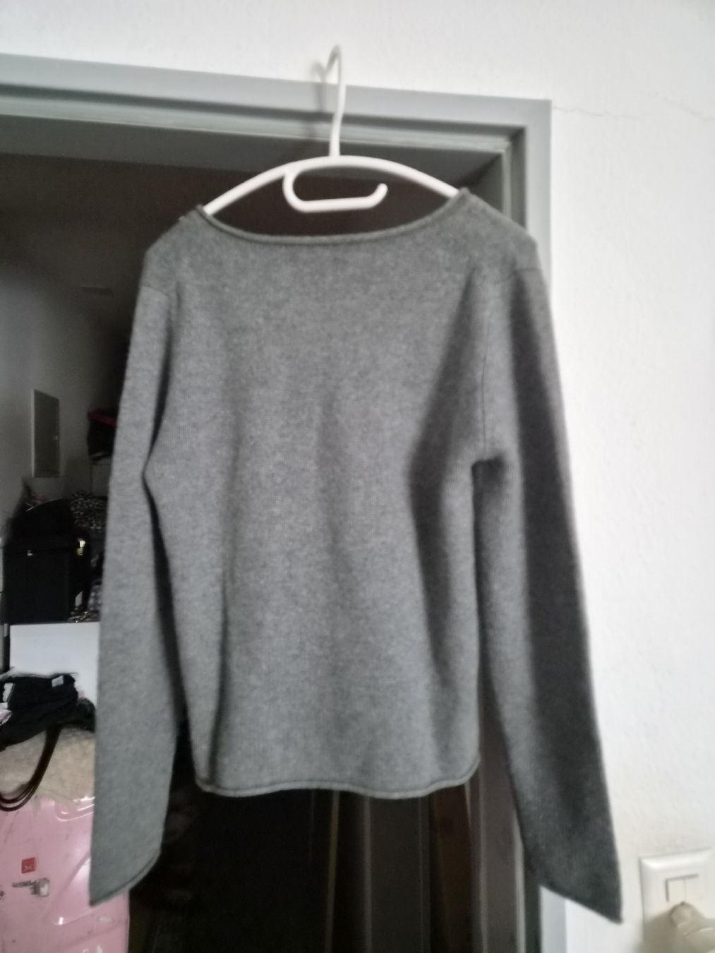 Maglioni & Felpe: Victoria Cashmere, Hello Kitty Pullover Gr.  M – Usato da Frenkendorf venduto da Moon111 5
