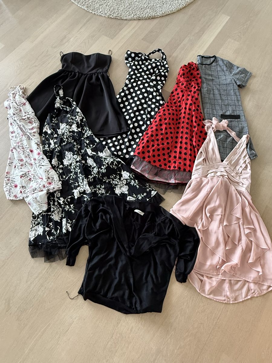 Lotti di vestiti: Sommerkleider-Mix Gr. XL  – Usato da Meierskappel venduto da Similein93