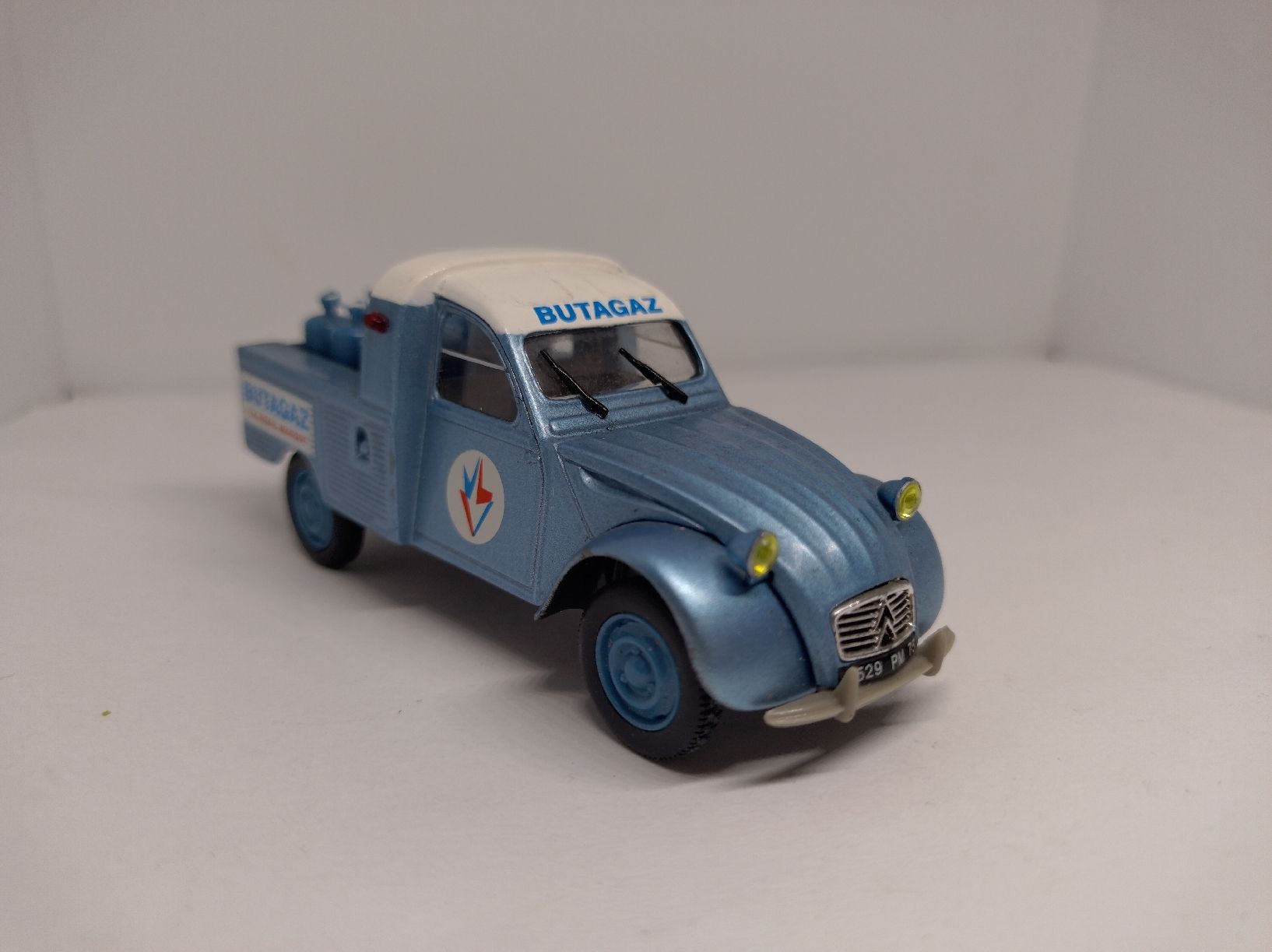 Norev Modellautos: Norev, Citroen 2CV pickup Butagaz – Gebraucht aus La Chaux-de-Fonds von Pierrot8404 1