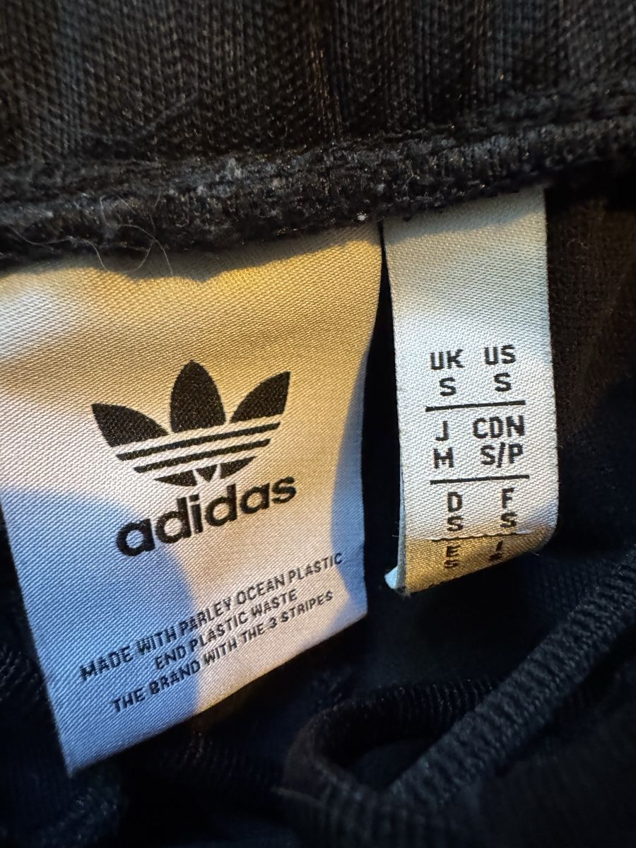Adidas Pantaloni: Training pantalon Adidas – Nuovo (secondo la descrizione) da Veyrier venduto da skippy348 2