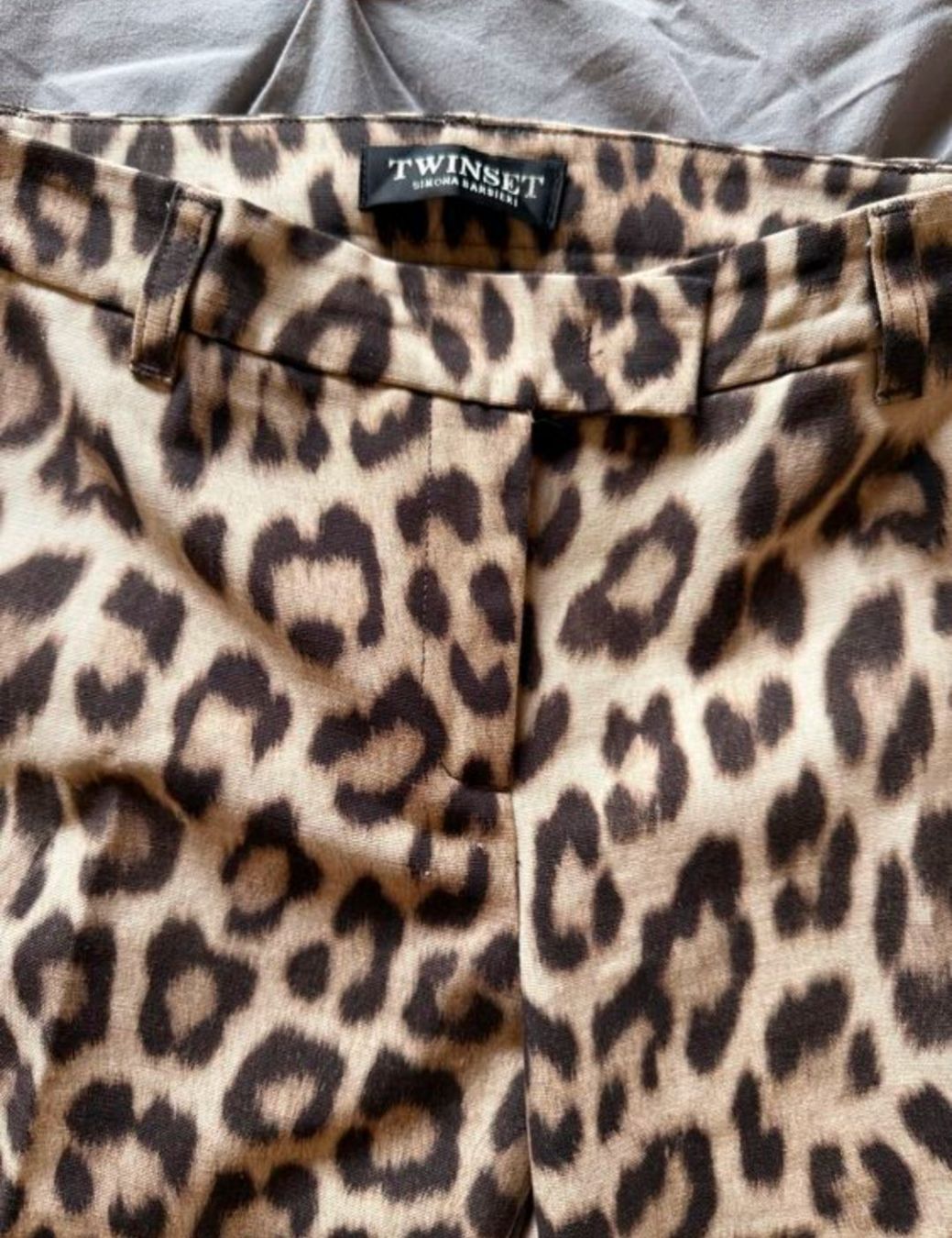 Twinset Pantaloni: Splendidi pantaloni TWINSET – Nuovo (secondo la descrizione) da Dietikon venduto da ste_x7tj 1