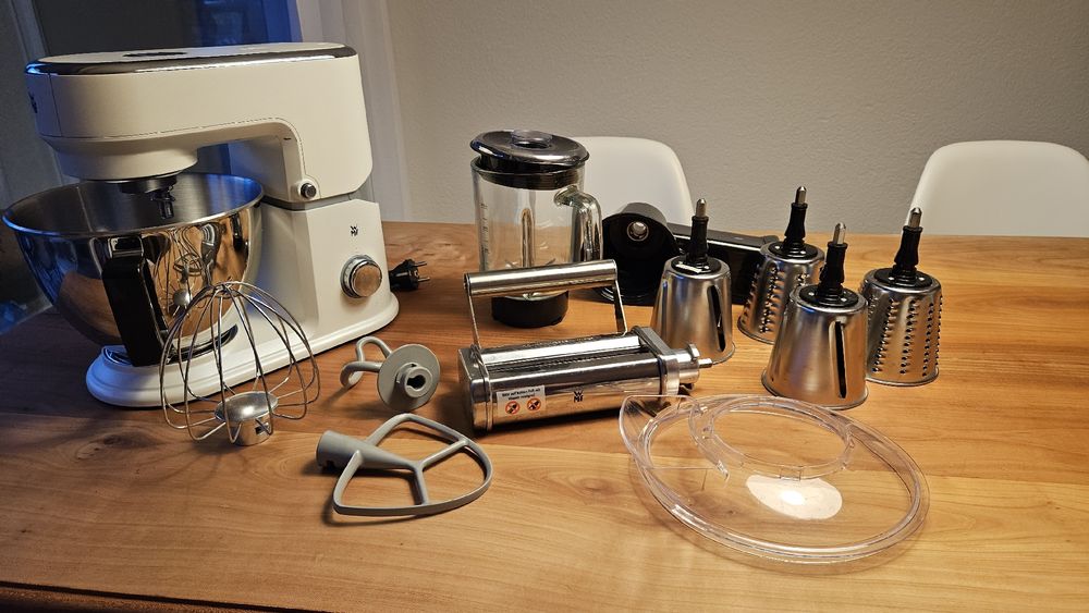 WMF Küchenmaschine KULT X + Pasta Set + Smoothie-Maker! (Gebraucht) in ...
