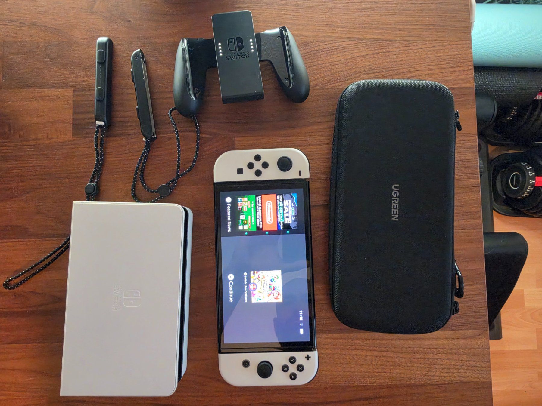 Nintendo Console: Nintendo Switch OLED Weiss + Dock, Case & Zubehör – Usato da Zürich venduto da dan_zz2z