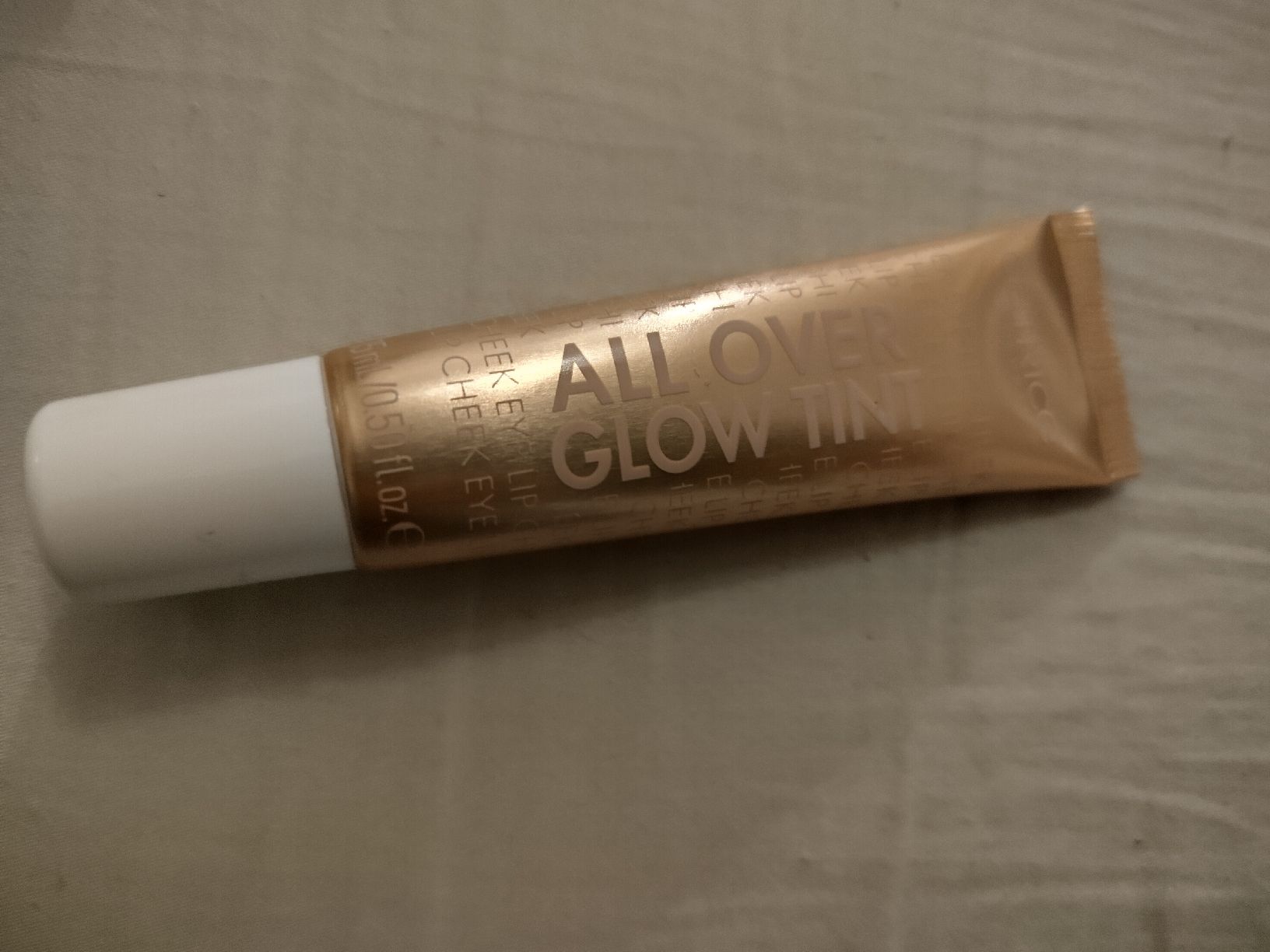 Make-up: schöne box mit Make-up sachen – Neu (gemäss Beschreibung) aus Kloten von Kloten76 7