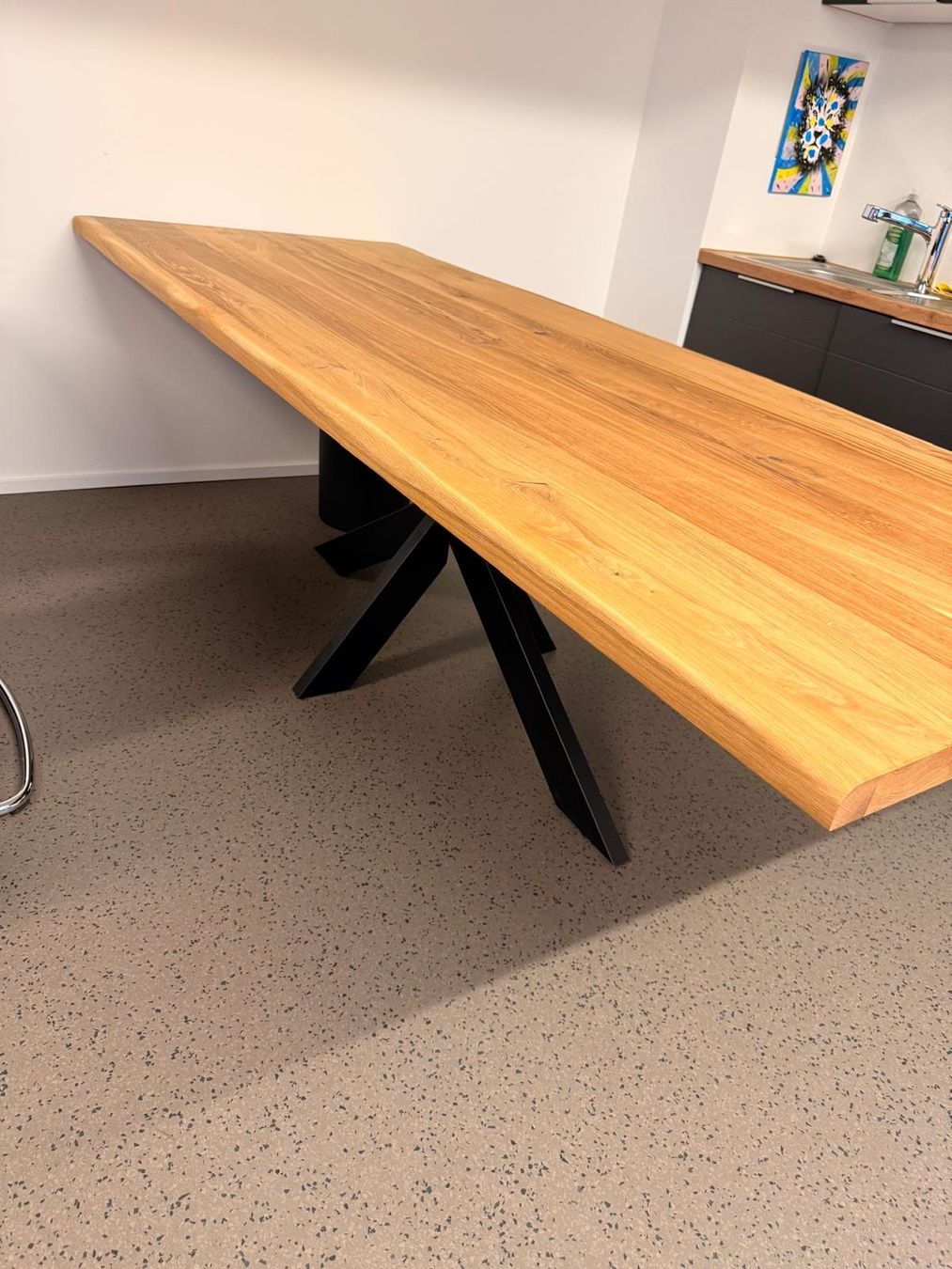 Tables: Edler Esstisch aus massiver Eiche – Neuf (Voir description) à Zunzgen par Fleksi 4