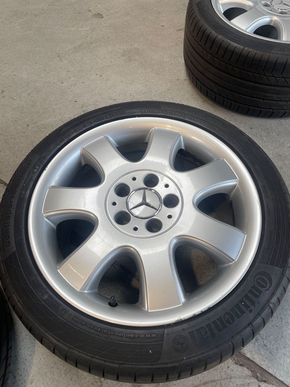 Continental Pneumatici & Ruote complete: MERCEDES CLK 230 Kompressor Komplettrad – Usato da Lyss venduto da spa_fc2c 1