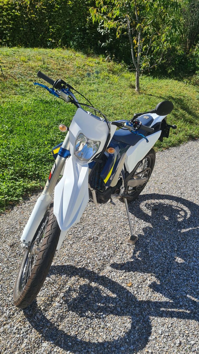 Husqvarna Enduro: Husqvarna TE 300 2016 – Usato da Frauenfeld venduto da user4321 2