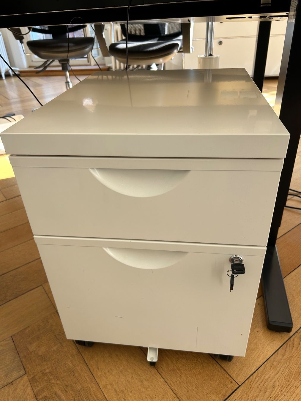 Schreibtische: Büroschrank – Gebraucht aus Egolzwil von lorena_a