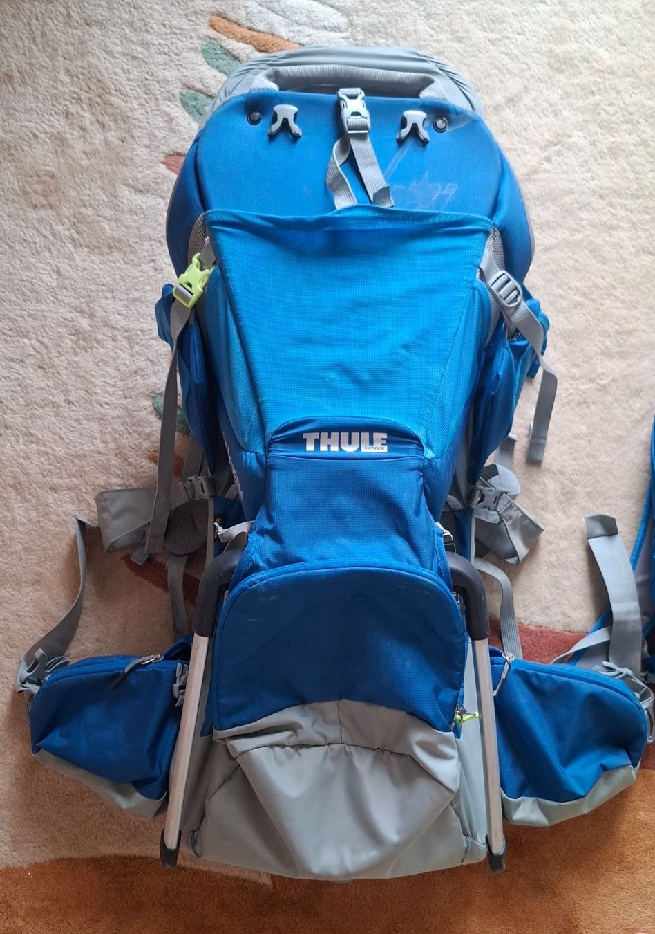 Porte-bébés ventraux & dorsaux: Kindertrage Wanderucksack Thule Sapling Elite – D'occasion à Rothrist par kop_8x6t 1