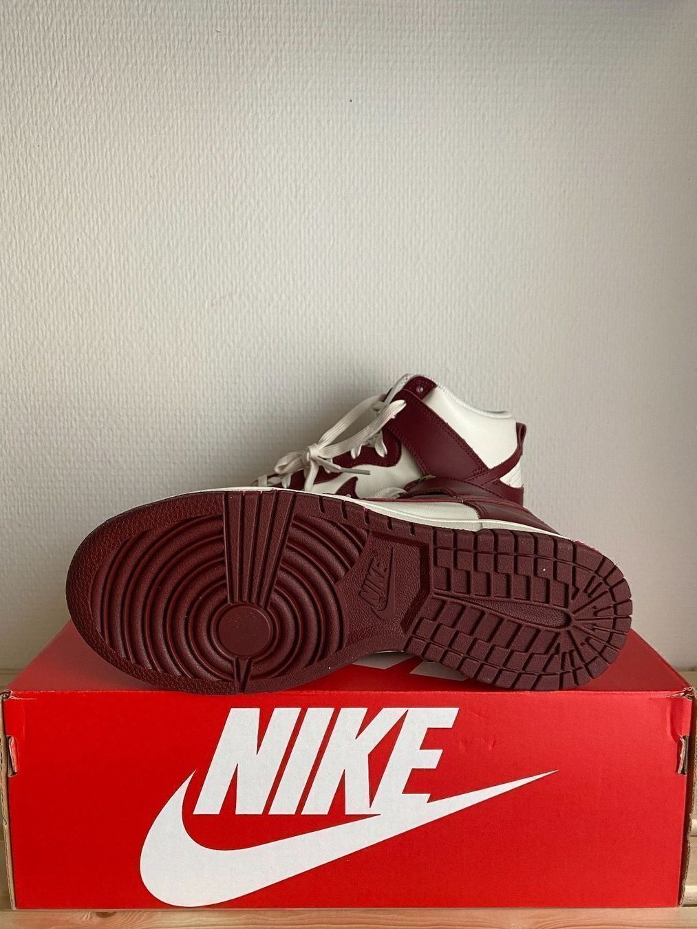 Nike Scarpe da donna: Nike Dunk High Sail Team Red / EU 38,5 – Nuovo e nell'imballaggio originale da Abtwil SG venduto da PauloDybala10 2