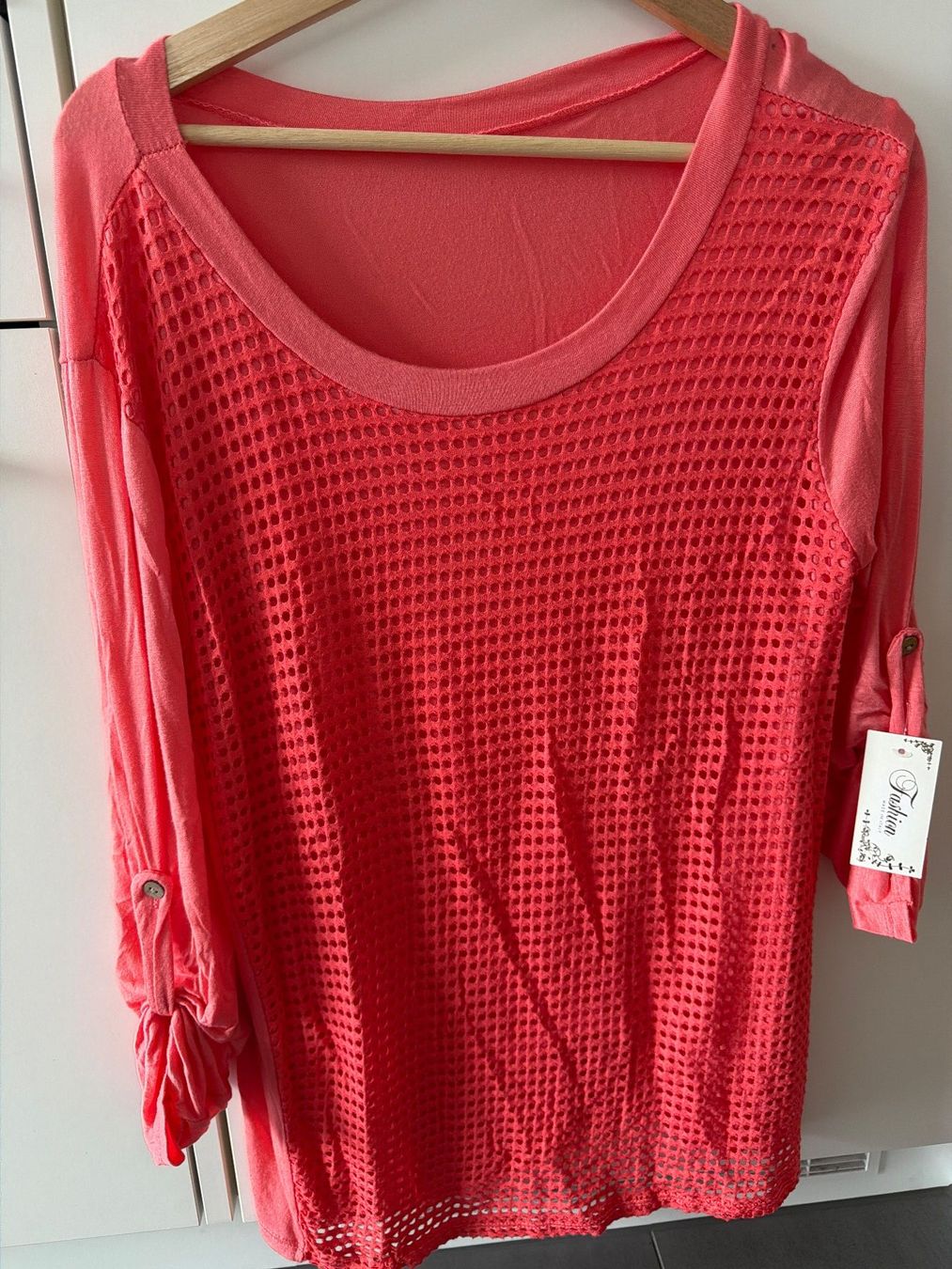 T-shirt: Damen Oberteil Netzmuster Orange Einheitsgrösse Neu – Usato da Altdorf UR venduto da Monstera99