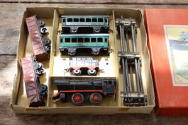 Antike Uhrwerk Modelleisenbahn Spur 0 - Set mit OVP