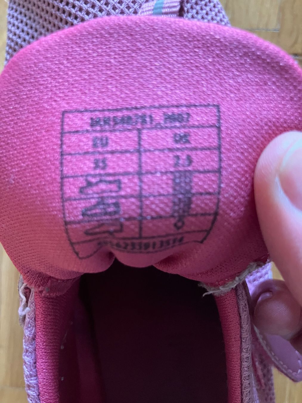 Scarpe per ragazze: Mädchen Turnschuhe Gr. 35 – Usato da Basel venduto da Hamburg82 4