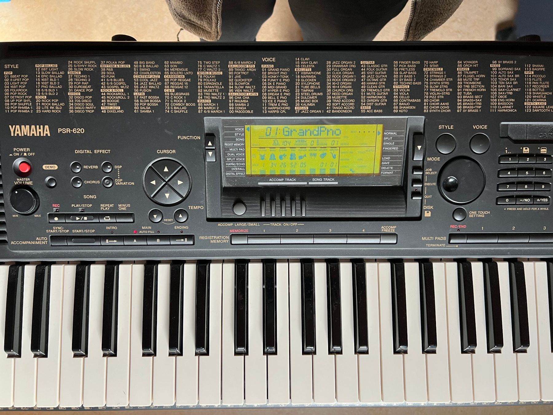 Musikinstrumente: Yamaha PSR-620 Keyboard ideal für Einsteiger – Gebraucht aus Lauwil von Penk 2