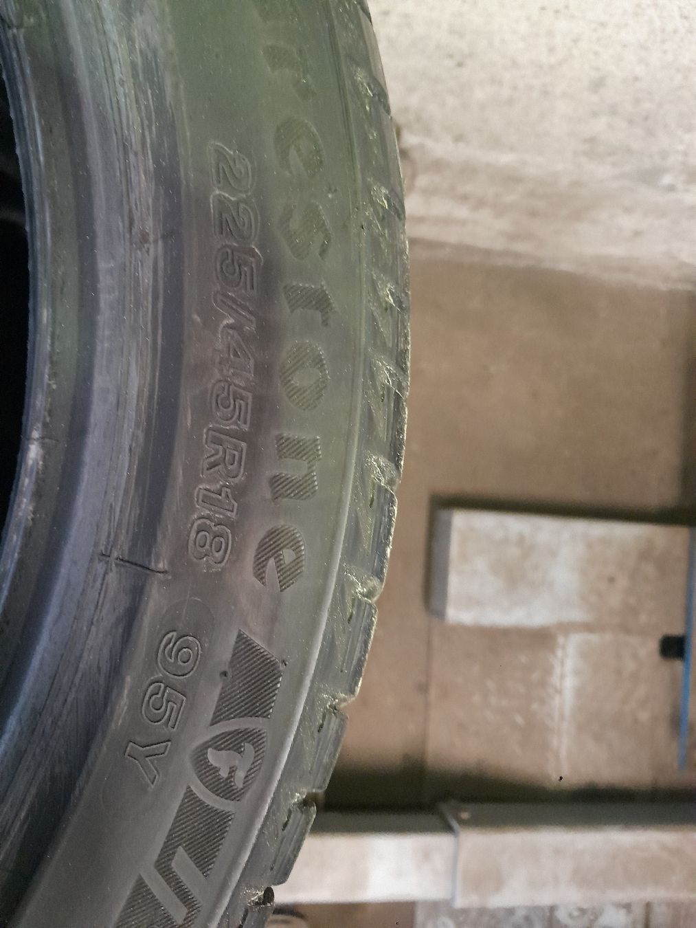 Pneumatici & Ruote complete: 225/45 R18 95Y Firestone Sommerpneu – Nuovo (secondo la descrizione) da Unteriberg venduto da faessler.daniel