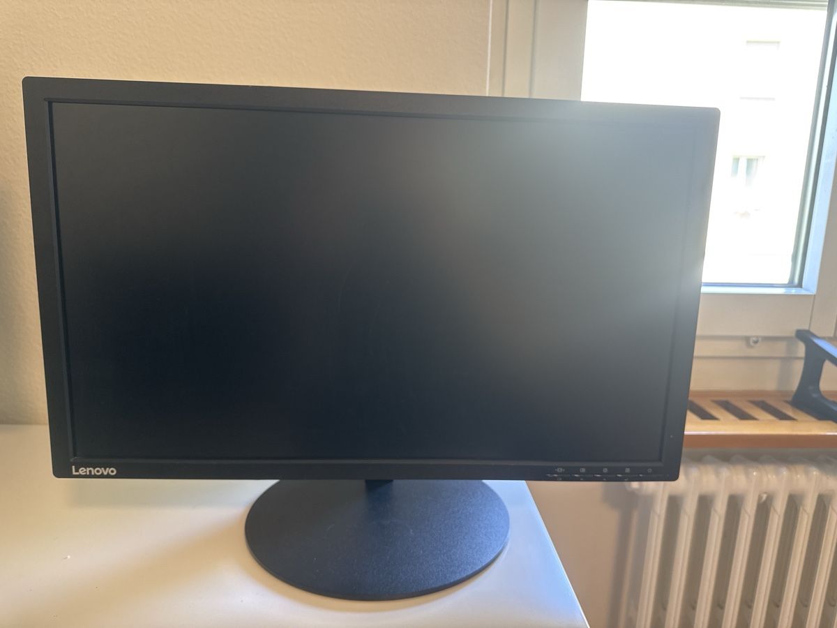 Ecrans: Monitor Lenovo – D'occasion à Zürich par tim_8t9c