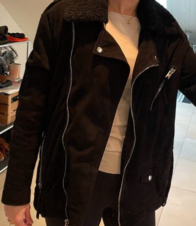 The Kooples Schwarze Wildlederjacke Gr. S Top Zustand