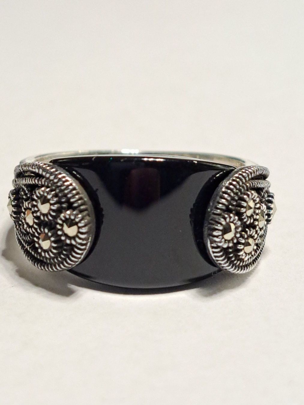Ringe: 0038 - Bague en argent, Onyx, taille 61 – Neu und originalverpackt aus Neuchâtel von NIDAVELIR