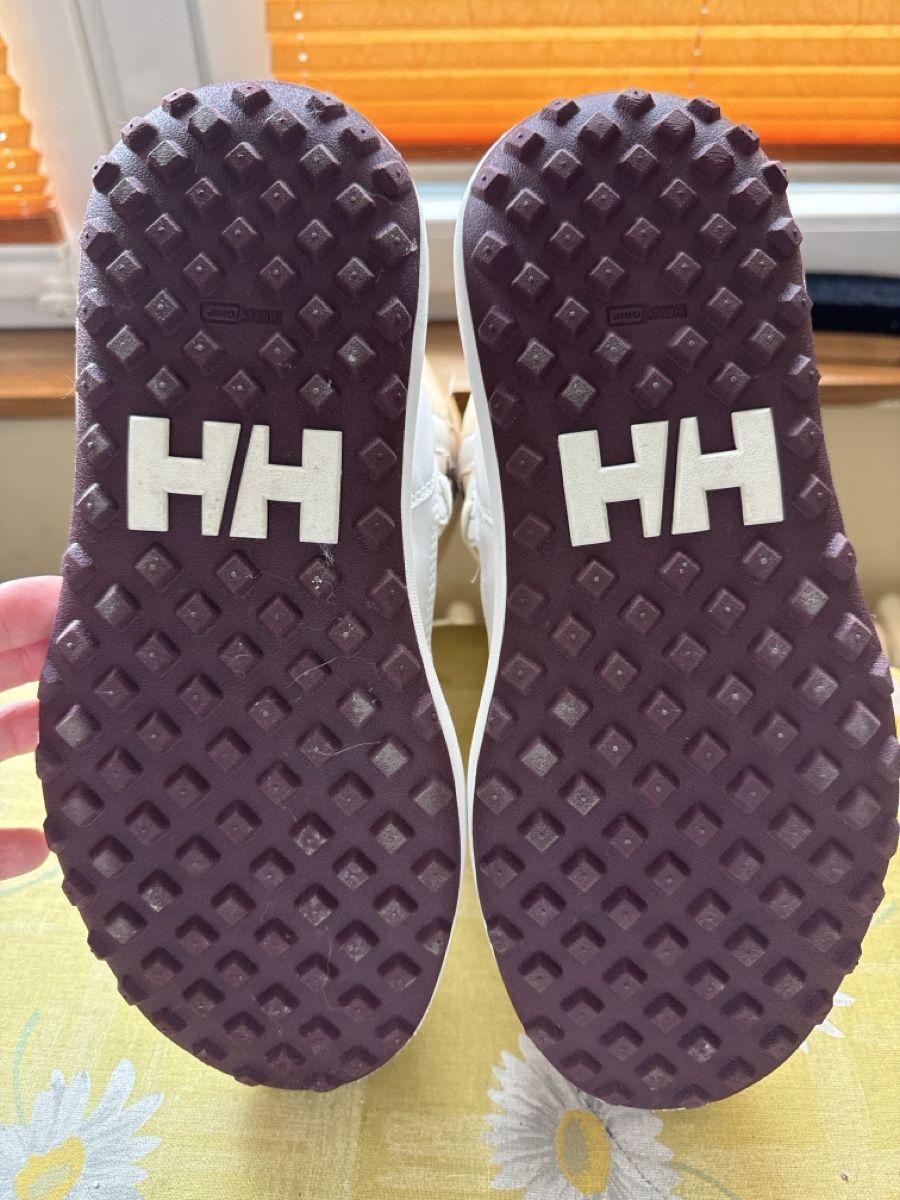 Chaussures hommes: Moonboots von Helly Hansen – D'occasion à Basel par balenadelfino 3