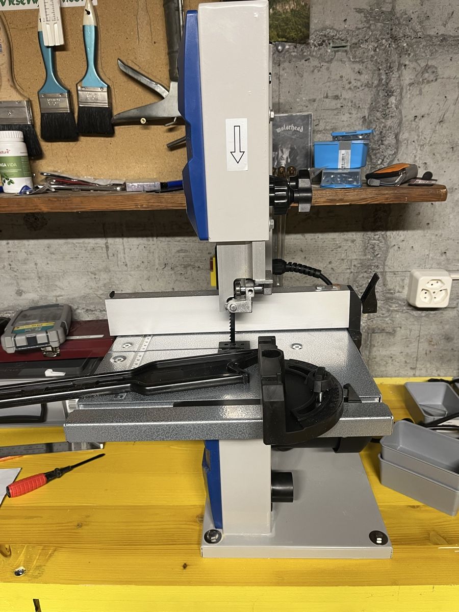 Scheppach Tutte le macchine: Scheppach Bandsäge HBS25 – Usato da Näfels venduto da Motograf 2