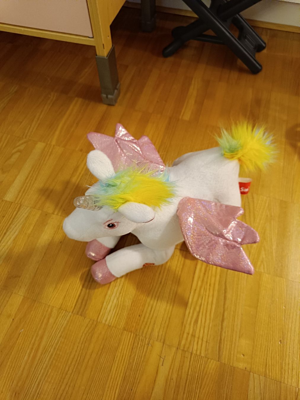 Giocattoli: Süsses Einhorn Plüschtier mit Leuchteffekt 🦄✨ – Usato da Einsiedeln venduto da Pure-Pleazure