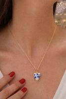 Collana delicata con ciondolo a cuore in stile ceramica