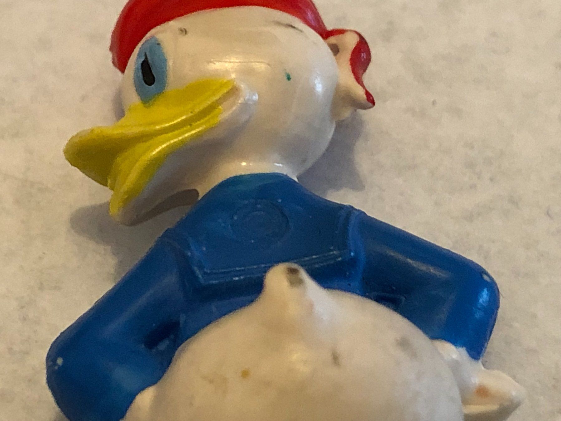 Disney Statuette: Ältere Disney-Figur, Donald Duck – Usato da Gossau/ZH venduto da amazonas66 2